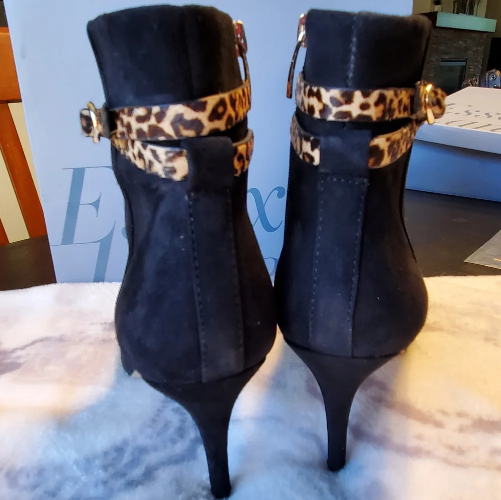 Essex Lane black booties - Picture 7 of 13